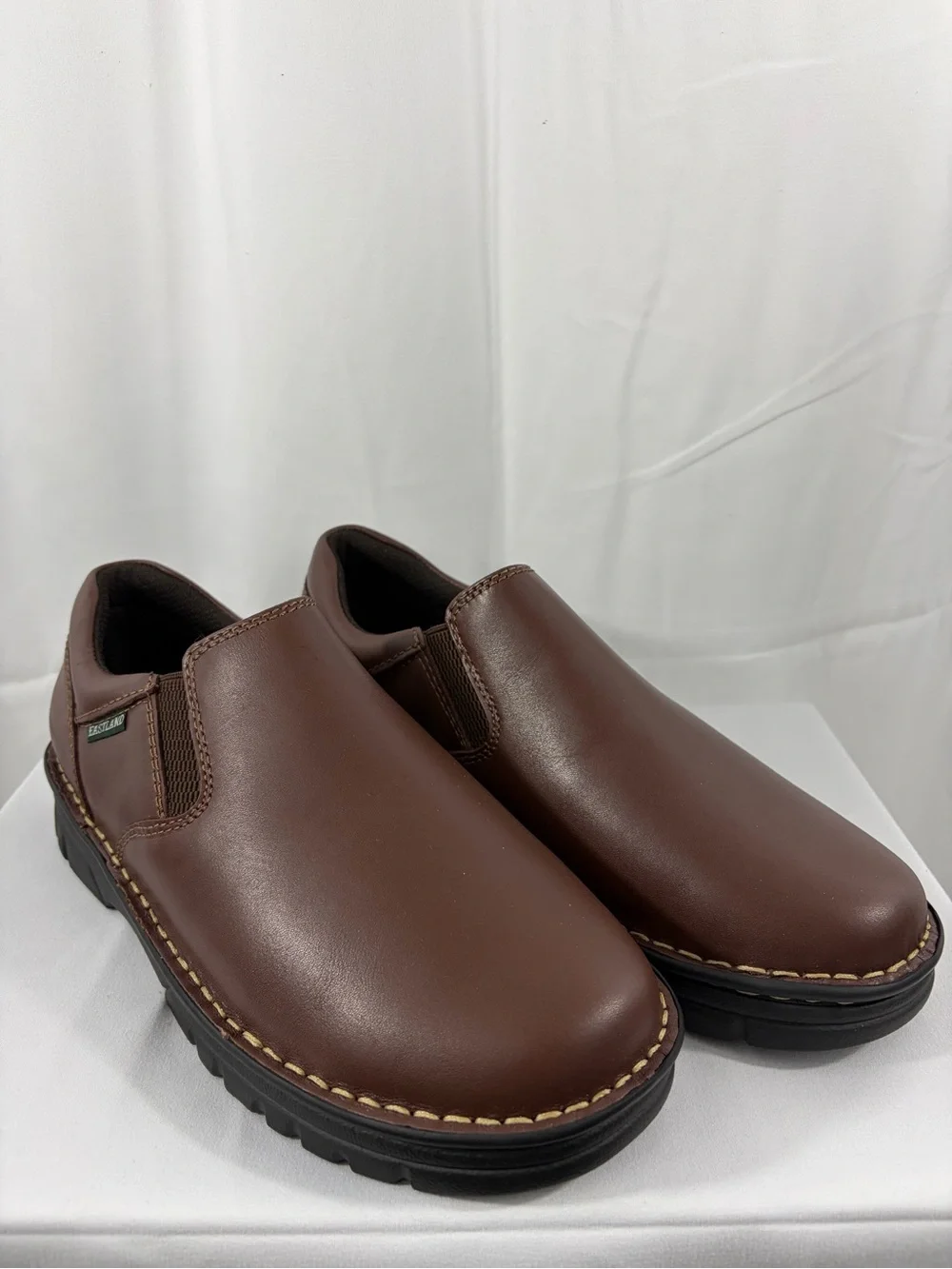 NWT Eastland Men’s Size 9.5W Brown Slip-On Loafers